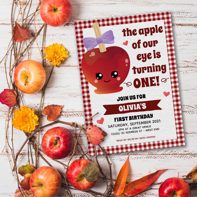 La Apple de nuestra invitación de cumpleaños Chica (Announcing our "in-cider" scoop!  A delightful and "a-peeling" apple birthday invitation. )