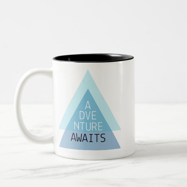 La aventura aguarda la taza de motivación (Izquierda)