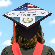 La bandera de Estados Unidos de Guatemala enciende