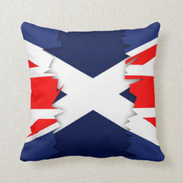 La bandera escocesa, Union Jack rasgó la almohada