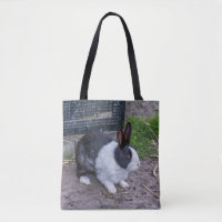 La bolsa de asas blanco y negro del conejo