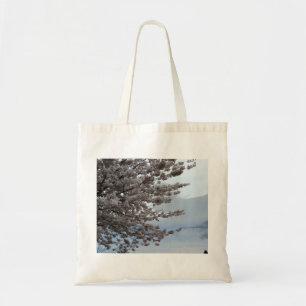 La bolsa de asas del presupuesto del arte del