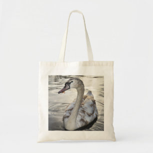 La bolsa de asas que ofrece el cisne hermoso