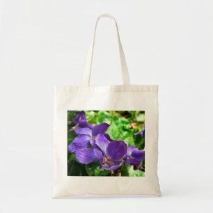 La bolsa de asas violeta del presupuesto