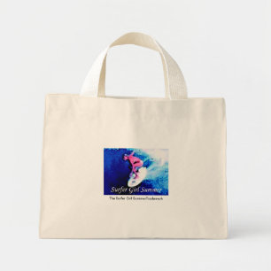 La bolsa de libros de la marca de verano del Chica