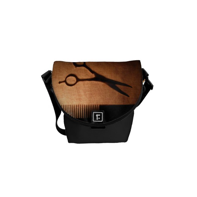 La bolsa de mensajero de la cosmetología (Frente)