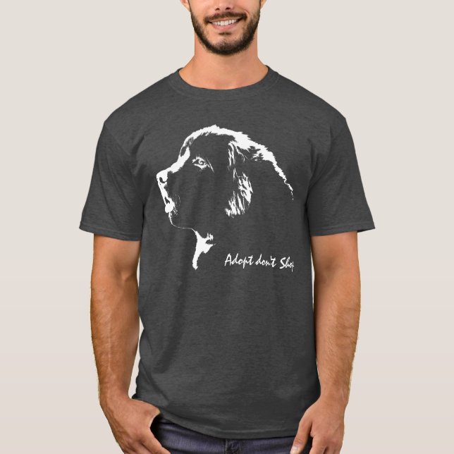 La camisa Adopt del perro de Terranova no hace (Anverso)