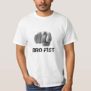 La camisa de los hombres del puño de Bro