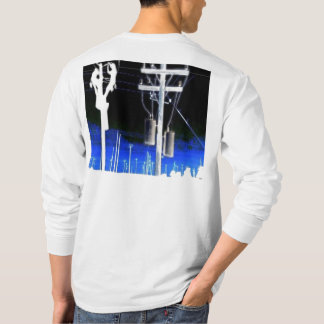 La camisa de manga larga del instalador de líneas