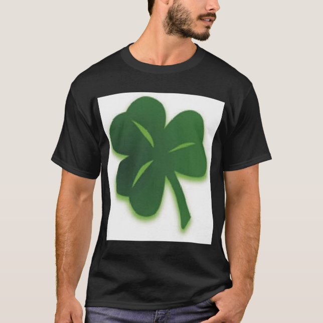 La camisa del q (Anverso)