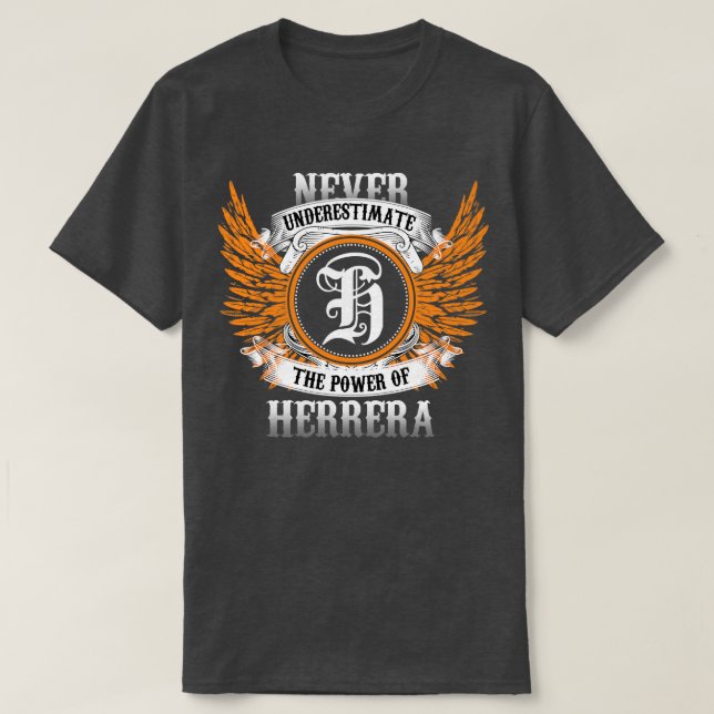 La Camisa Herrera Name Nunca Subestima El Poder O (Diseño del anverso)