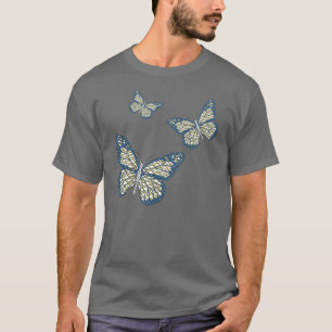 La camisa oscura de los hombres judíos del monarc