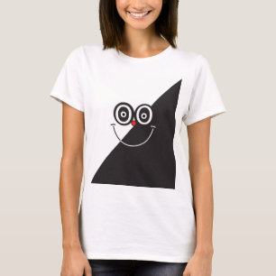 La camiseta básica de la sonrisa de las mujeres