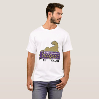 La camiseta básica de los hombres