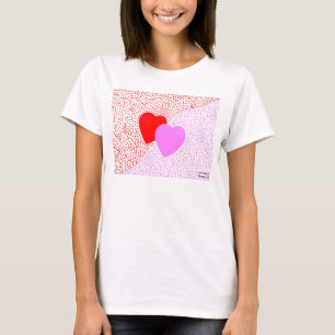 La camiseta blanca de las mujeres de la sorpresa