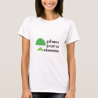 La camiseta cabida de las mujeres
