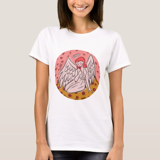 La camiseta de Angel Esther es blanca (Anverso)