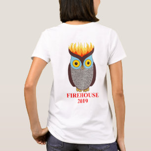 La camiseta de Brown del búho de las mujeres