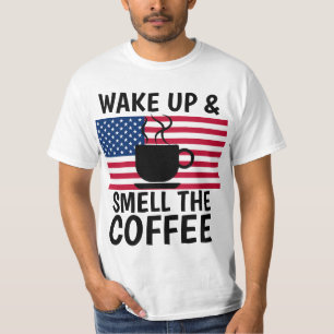 LA CAMISETA DE LA PATRIOTA DESPIERTA A OLER LOS TE