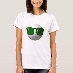 La camiseta de la pelota de golf del chica fresco