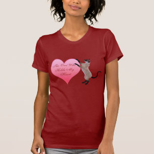 La Camiseta de La Que Sostiene Mi Corazón