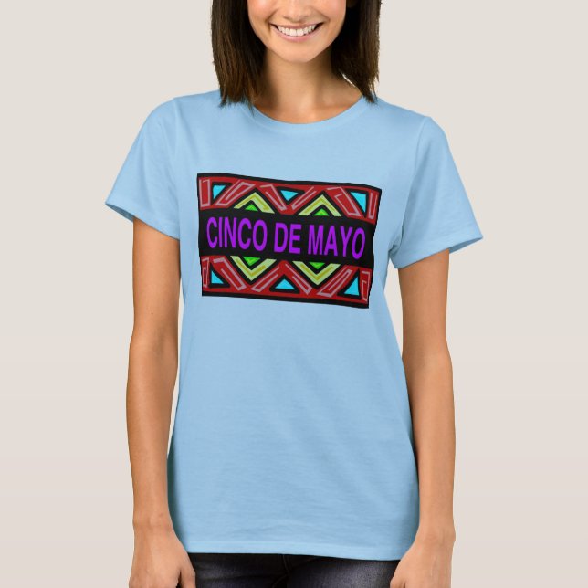 La camiseta de las mujeres de Cinco de Mayo (Anverso)