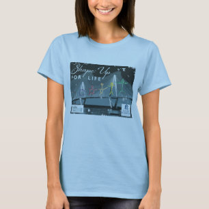 La camiseta de las mujeres de HCC para el equipo