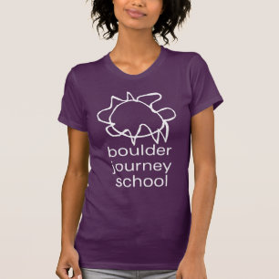 La camiseta de las mujeres de la escuela del viaje