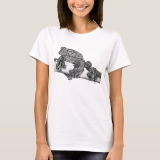 La camiseta de las señoras de la rana del vuelo