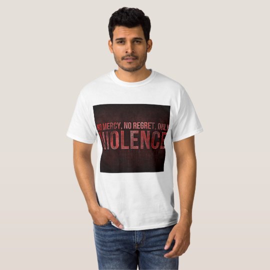 La camiseta de los hombres de la violencia