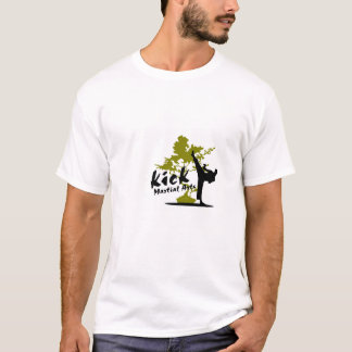 La camiseta de los hombres de los artes marciales