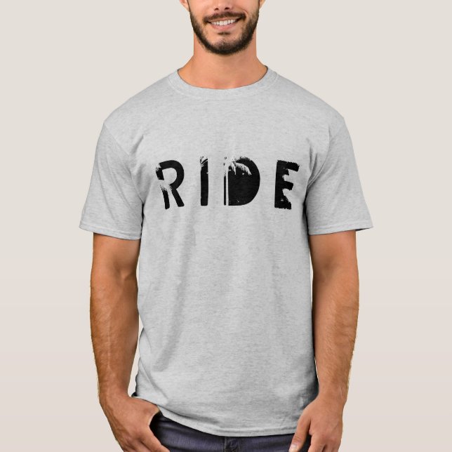 La camiseta de los hombres del paseo (Anverso)