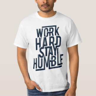 La camiseta de los hombres humildes de la estancia