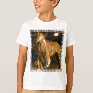 La camiseta de los niños de la foto del caballo d