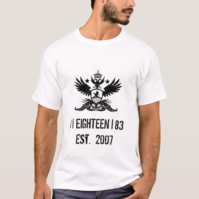 La camiseta de manga corta de la firma (Anverso)
