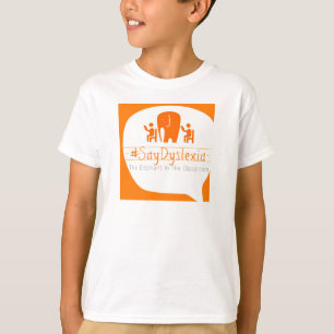 La camiseta de manga corta del niño