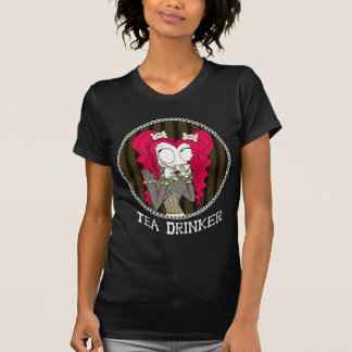 La camiseta del bebedor del té