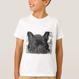 La camiseta del chica del bulldog francés