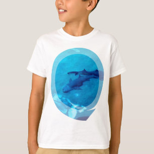 La camiseta del niño de los pares del tiburón