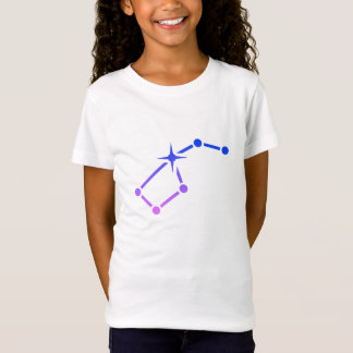 La camiseta estrellada del chica