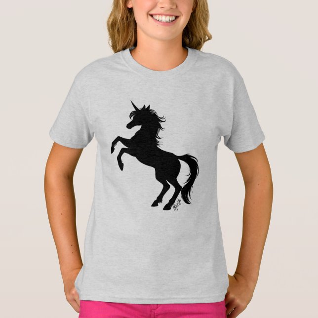 La camiseta gris del unicornio del chica (Anverso)