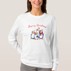 La camiseta navideña pingüino femenina
