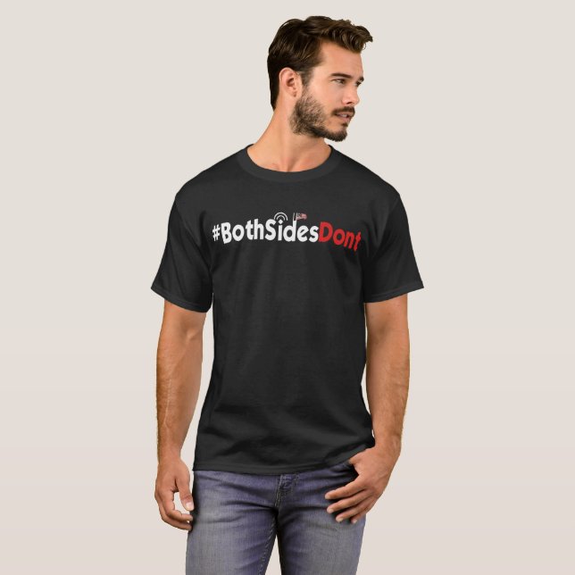 La camiseta oscura básica de los hombres - (Anverso completo)