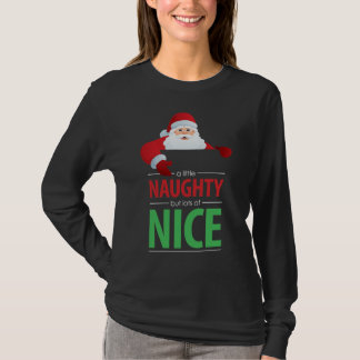 La camiseta oscura de las mujeres traviesas y Niza