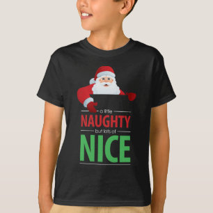 La camiseta oscura del niño travieso y Niza de