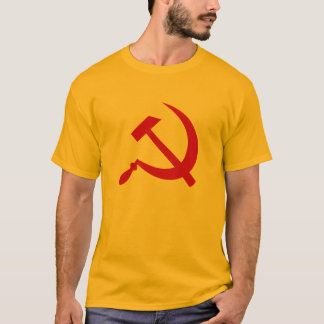 La camiseta (roja) de los hombres del martillo y