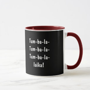 La canción observa la taza de café del Balalaika