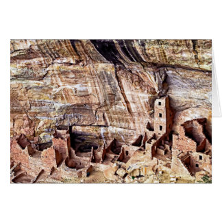 La casa cuadrada de la torre arruina Mesa Verde