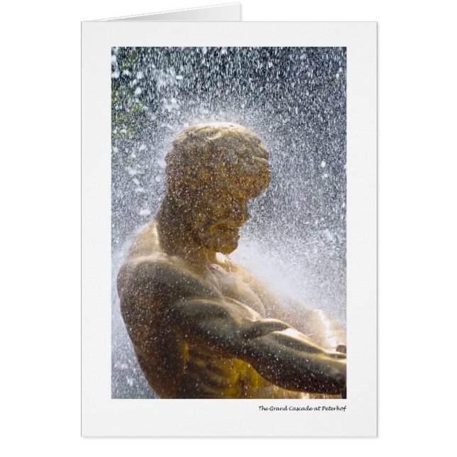 La cascada magnífica en Peterhof (Frente)