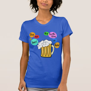 La cerveza coloreada burbujea camiseta del